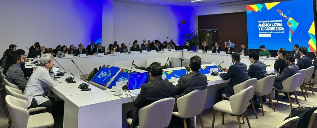 Araújo Ibarra participó en el Foro Económico Internacional de América Latina y el Caribe 2026 de CAF